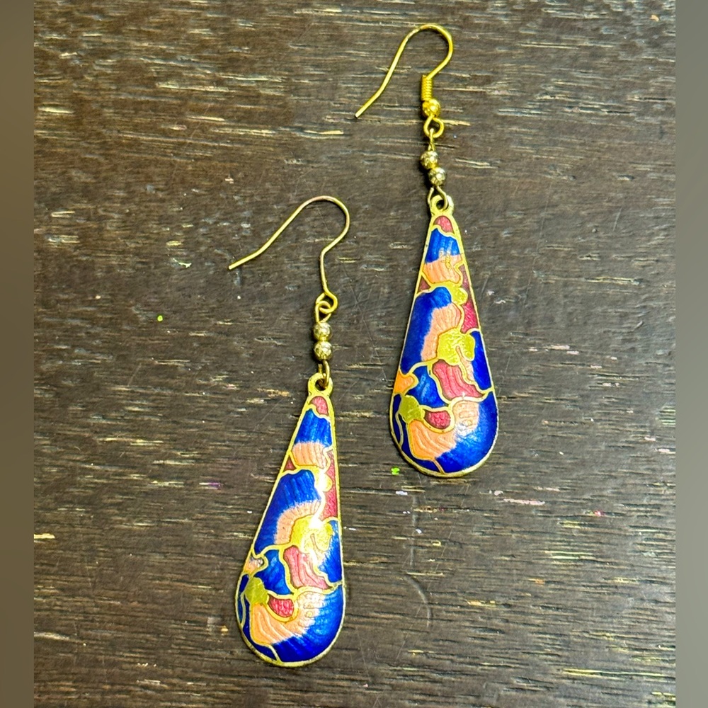 Vintage colorful cloisonné drop earrings! Lovely design with gold accents!